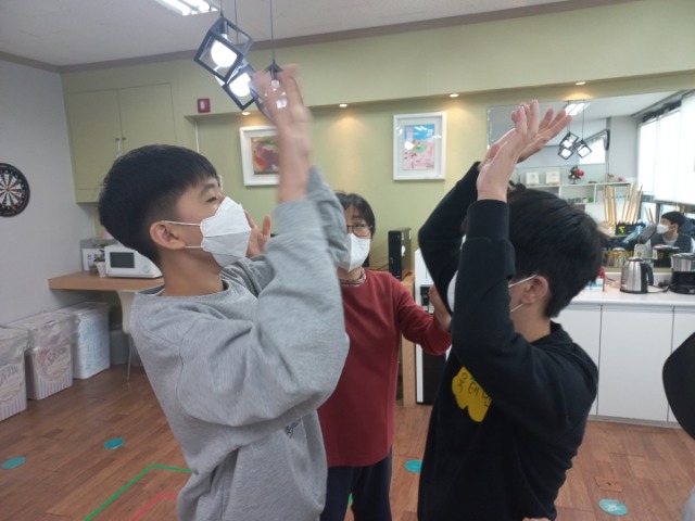 KakaoTalk_20221205_101527008_03.jpg